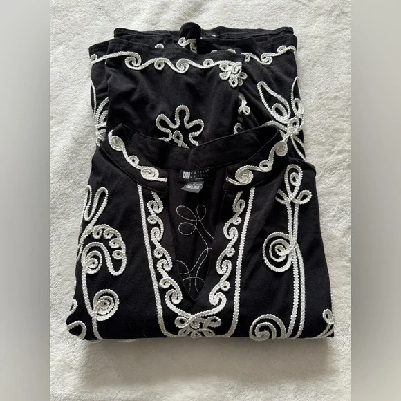 Carole Little Black Tunic with White Embroidery - Picture 5 of 5